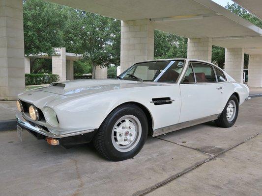 1974 Aston Martin V8 Series III