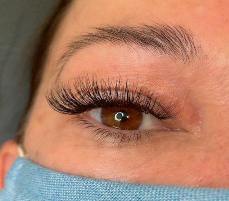 Soft Volume lash extensions