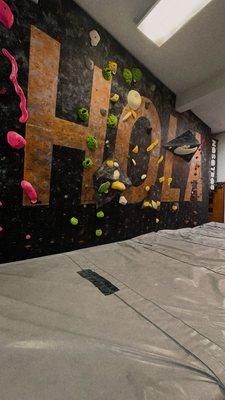 NOSOTROS Rock Climbing Gym