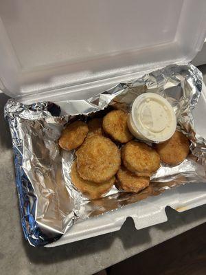 Fried zucchini with the best ranch ever