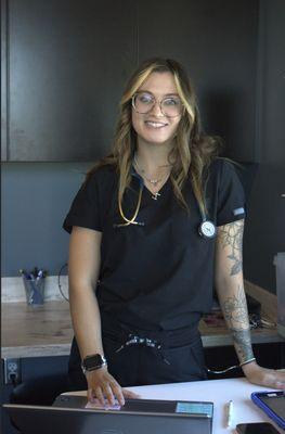 Zoee Garis, vitality MA. Hormone injections, Vitamin B & Skinny B shots, assisting with ozone and IV therapies.