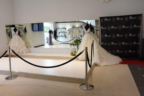 Our exclusive 360 Runway is the perfect place to say "YES to the dress!"