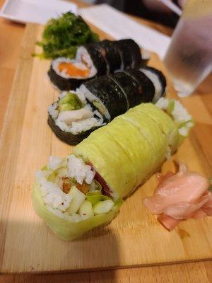 Crazy, escolar, salmon rolls