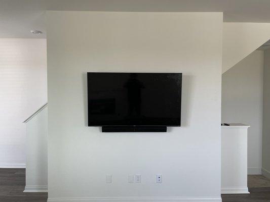 Tv mounting San Diego, tv installation San Diego, Modern Mounters