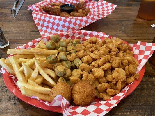 Popcorn shrimp basket