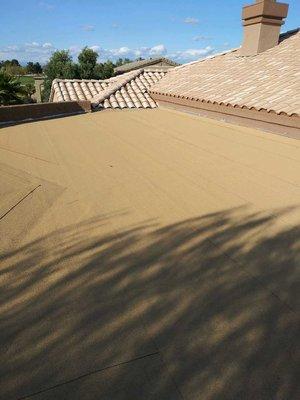 Rolled granulated roofing after base sheet