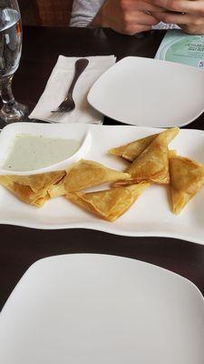 Vegetable samosas