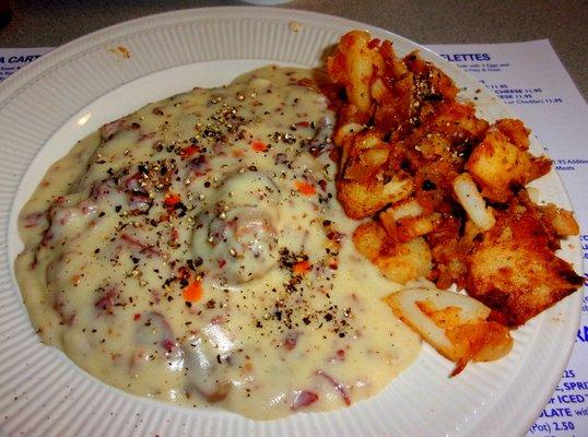 Creamed chipped beef on rye toast w/ home fries