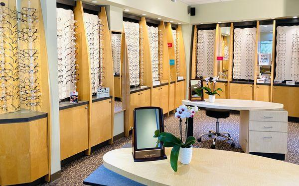 We carry a variety of frames to suite your lifestyle including Tom Ford, Marc Jacobs, RayBan, OVVO, and Maui Jim.