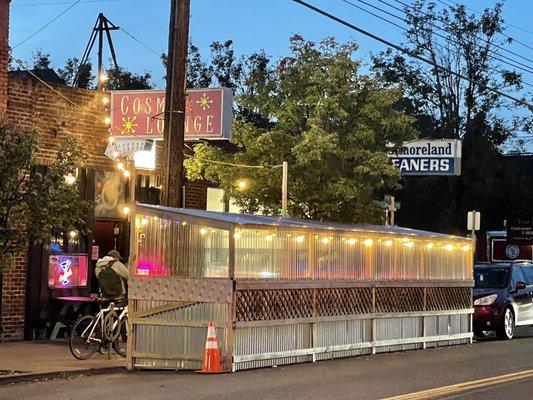 Pretty parklet