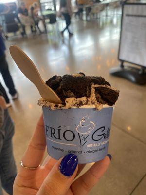 horchata gelato with oreo toppings