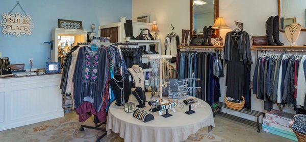 East Nashville's fun and fabulous women's clothing and accessories store.