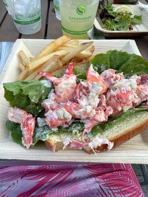 Lobster roll