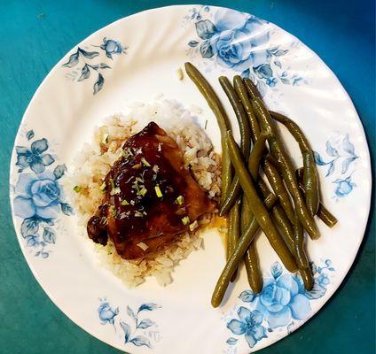 Chicken adobo over Jasmine rice & green beans