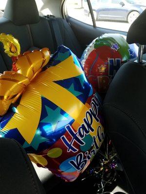 $5 for a balloon bouquet- heck yeah