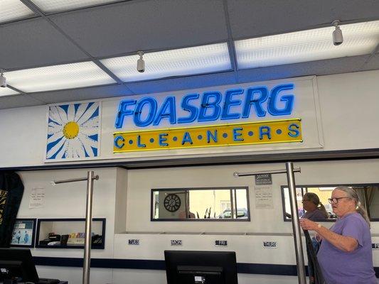 Foasberg Cleaners on Broadway (Long Beach)