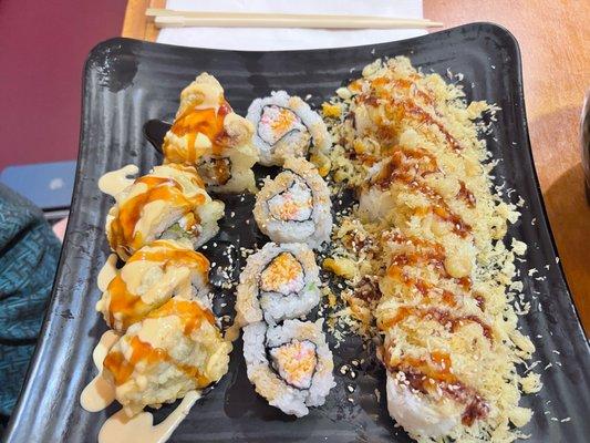 Combo E: Chula Vista roll, Crunchy roll & Spicy krab roll.