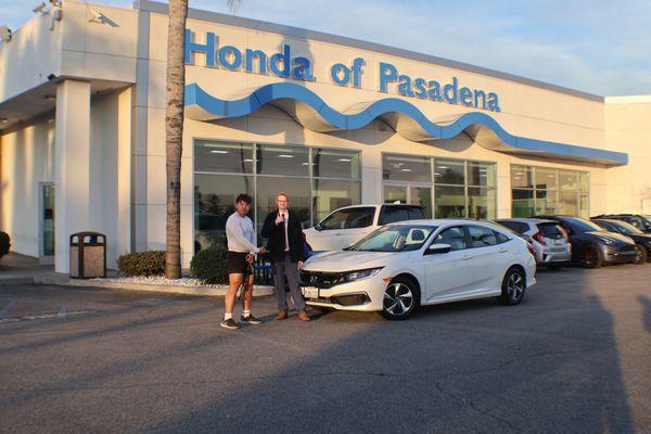 I BROUGHT MY FIRST CAR! with Trevor from Honda