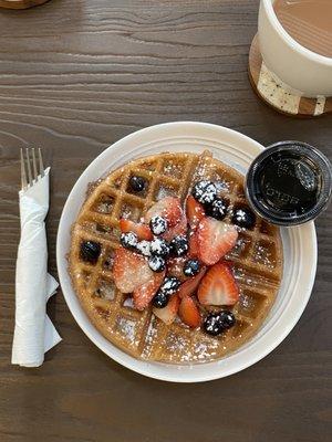 Waffle with fruit