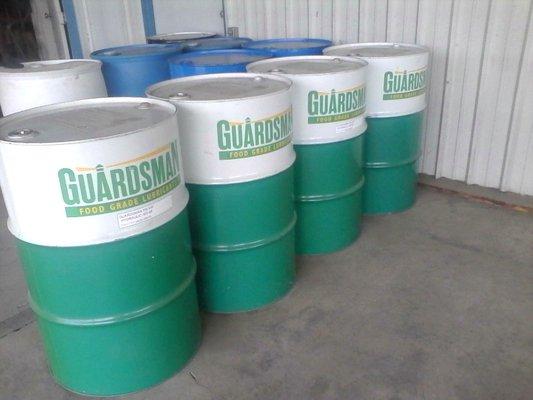 Food Grade/Machinery hydraulic oil drums.