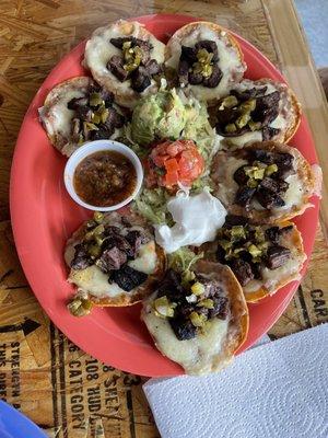 Beef nachos