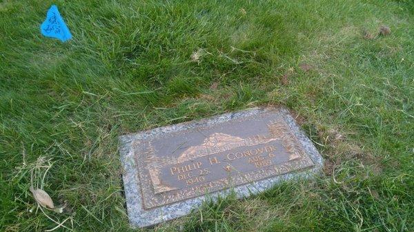 My pops ashes are on his best bud Phil's grave. RIP Phil on the Hill, gone way too young. It's still an unsolved murder...