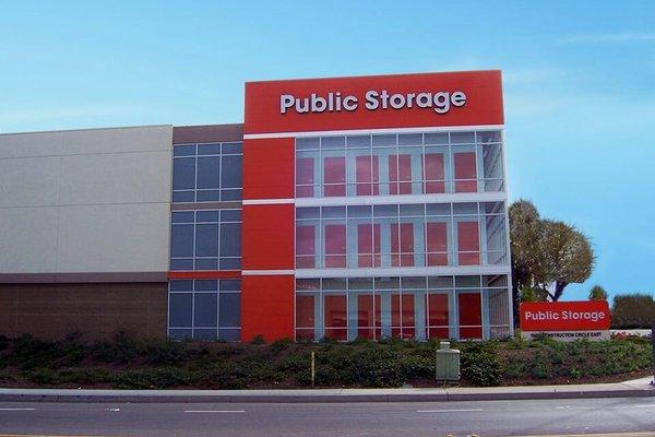 Public Storage