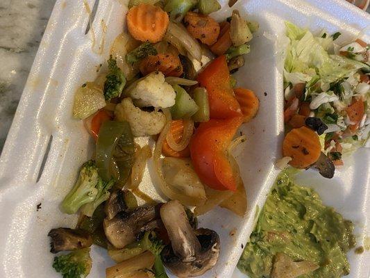 Veggie fajita - bland, no seasoning, undercooked veggies.