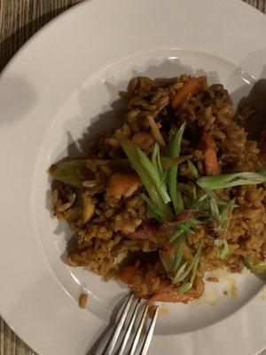 Vegetable Stir Fry with brown rice. It was yummy. The green onions on top were a nice garnish.