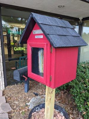 Little Free Library, 1200 S Willow Ave, Broken Arrow