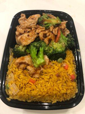 Hunan Chicken with Broccoli