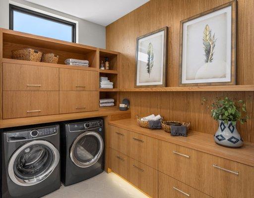 DreamLine cabinets - laundry for Street of dreams.