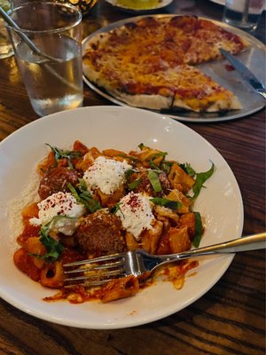 Rigatoni with meatballs, cheese pizza