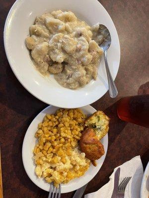 Chicken n dumplings, corn, mac n cheese and a jalapeño roll