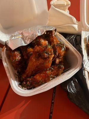 Mama Berta 6 Piece Traditional Wings