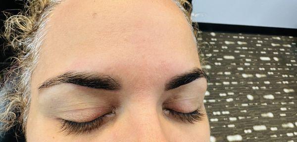 Eyebrow tint