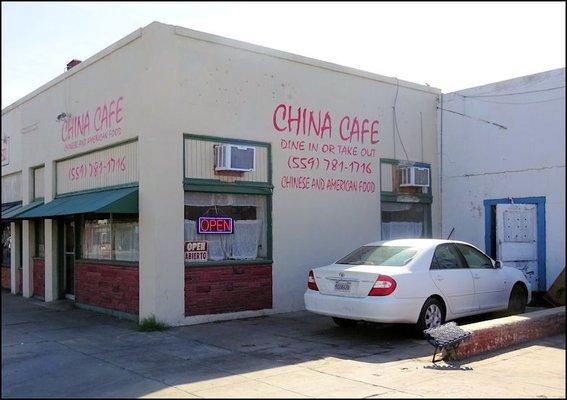 Looking at the outside, I suspect this restaurant started out as a diner, probably in the 1950's.