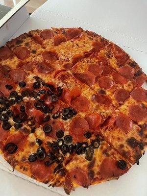 1/4 olives & pepperoni