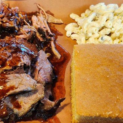 Brisket and pulled pork combo w/mac salad and corn bread