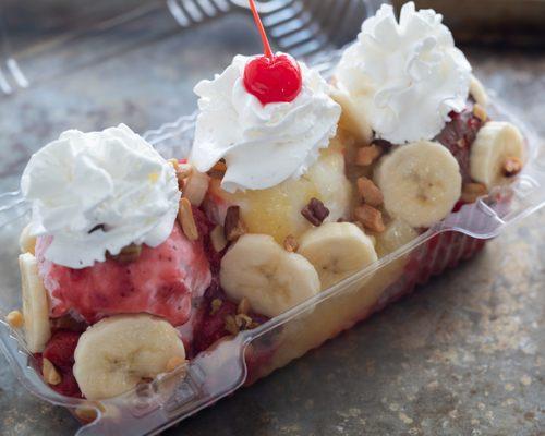 Handel's Classic Banana Split