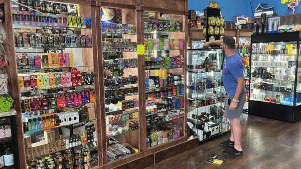 Crown Smoke Shop & Cigar Lounge - Elizabethtown