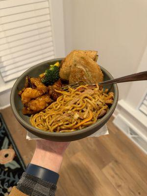 General Tso's Chicken, Pork Lo Mein and Scallion Pancake