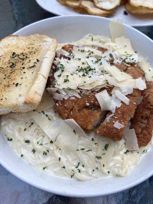 Angel hair Alfredo with breaded chicken 10/10