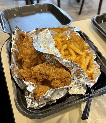 Chicken tenders in lemon pepper sauce.