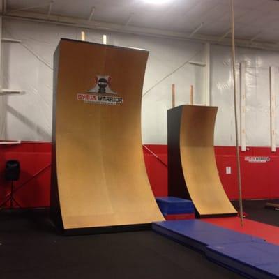 The big and medium warped walls.