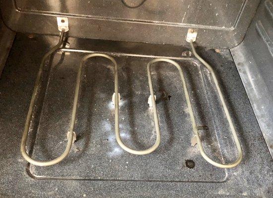 Newly installed oven element