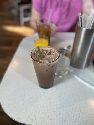 Iced dirty mocha chia