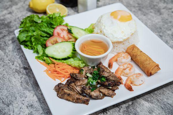 Rice Platter w/ Grilled Chicken, Shrimp and Eggroll.