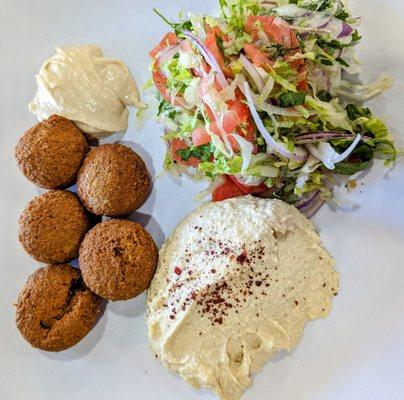 Sara's Mediterranean Food Market