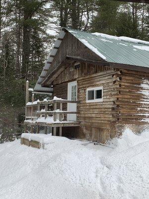 Cozy cabin all seasons.